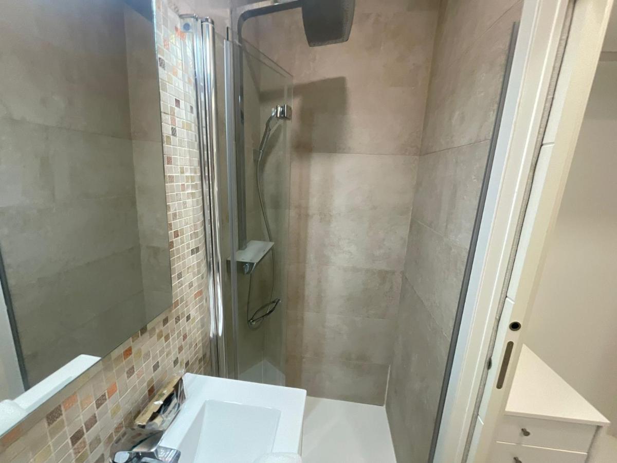 Apartament Nuevo! Piso En Pleno Centro Santander Zewnętrze zdjęcie