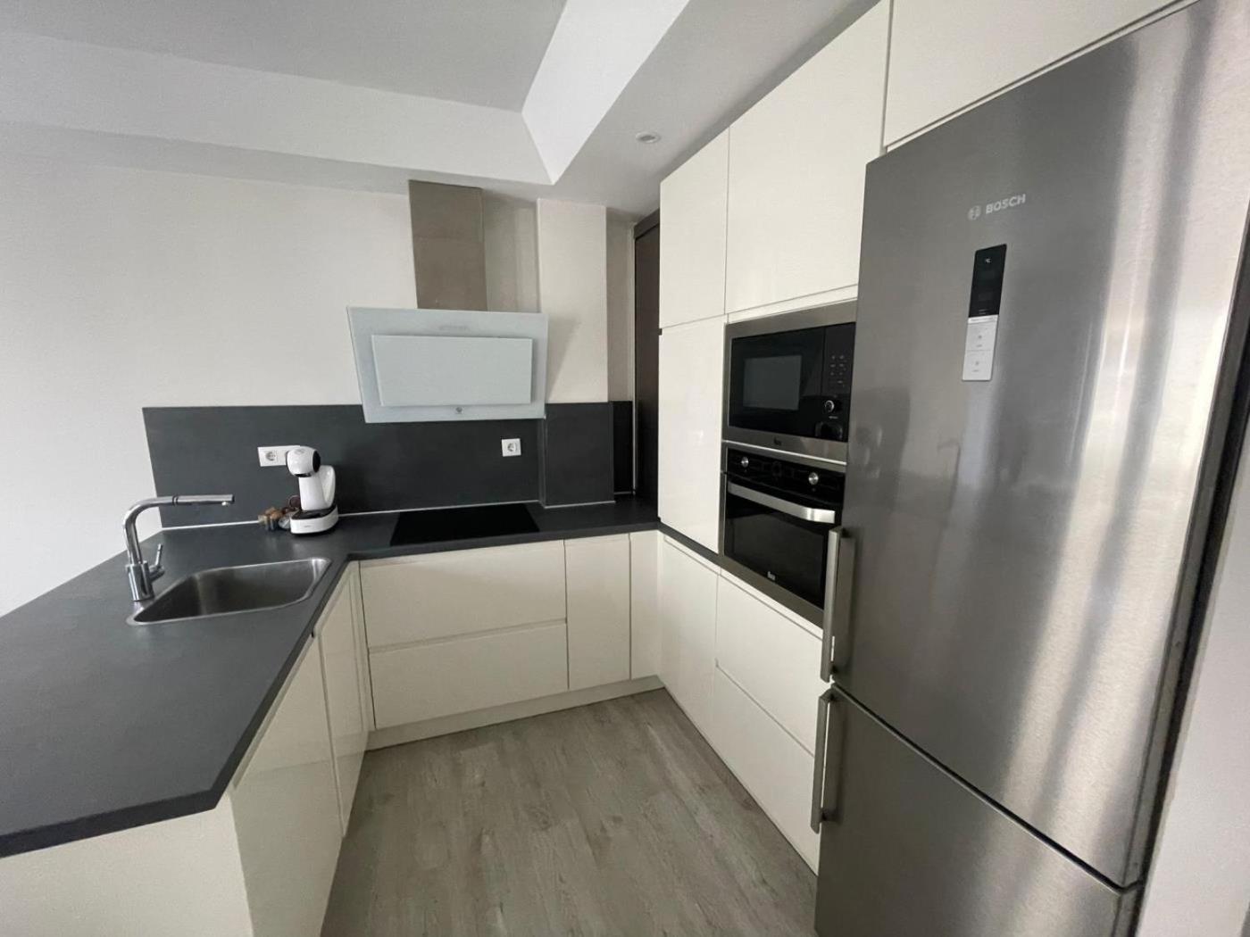 Apartament Nuevo! Piso En Pleno Centro Santander Zewnętrze zdjęcie